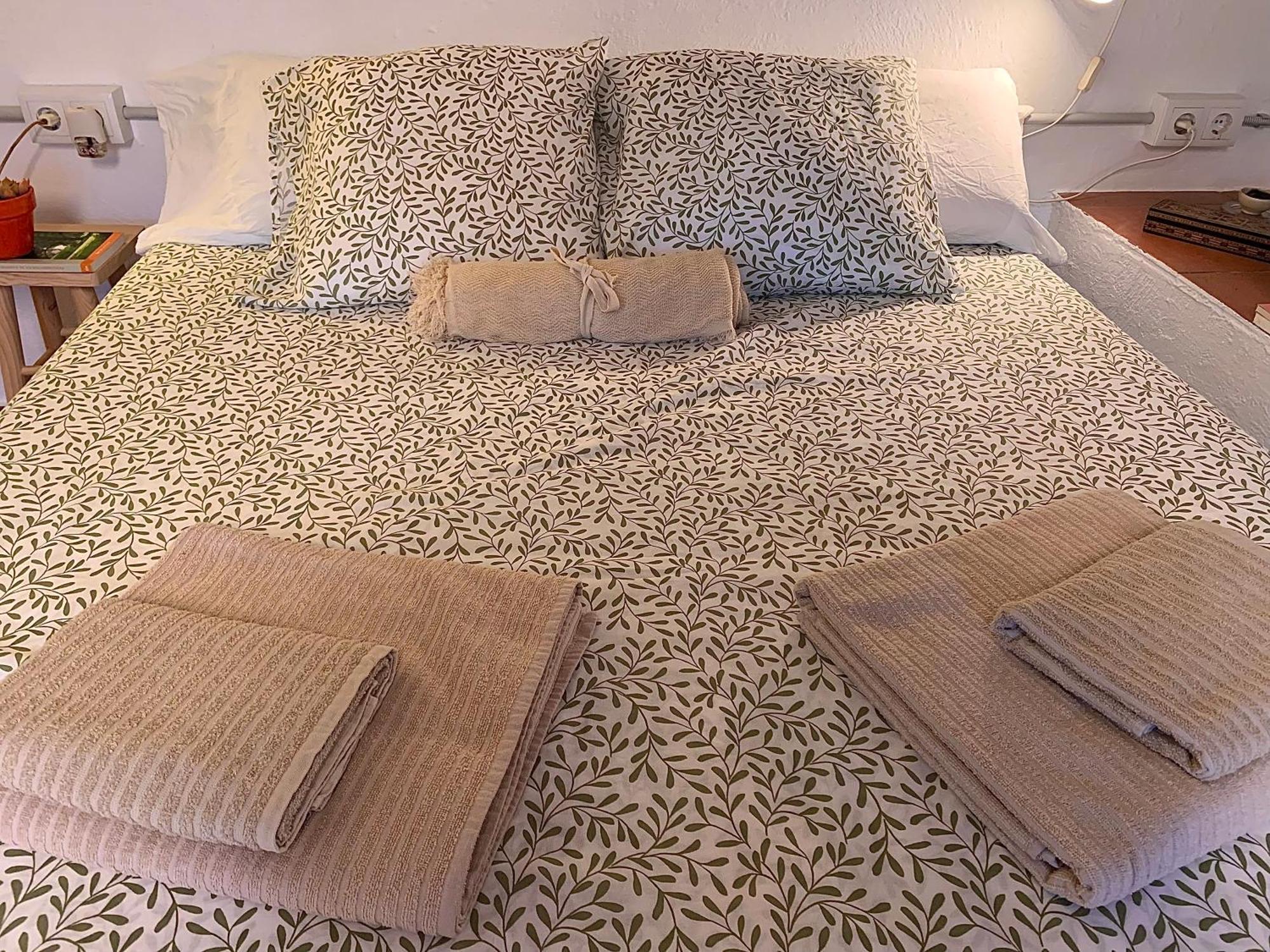 La Casita Del Bosque Apartment Сант Пере де Рибес Екстериор снимка